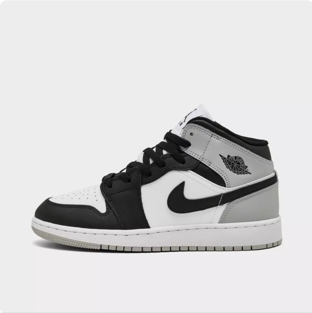 Big Kids' Air Jordan Retro 1 Mid Casual Shoes